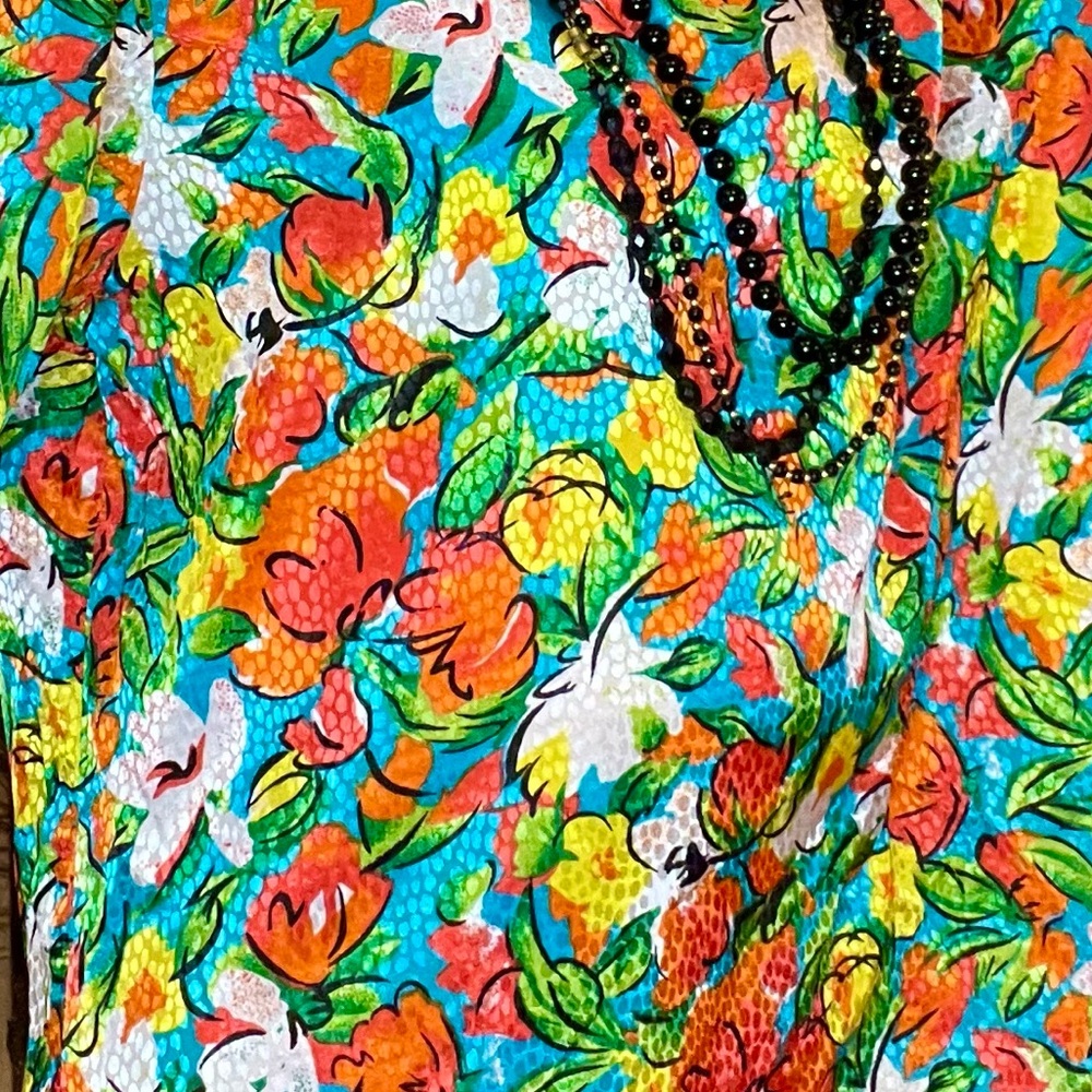 Vintage 1980s vibrant floral top